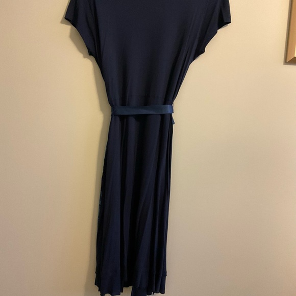 Desingual Short Sleeved Summer Beauty - Picture 3 of 4